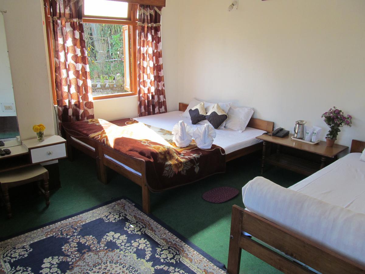 Hotel View Point Pelling Exterior photo
