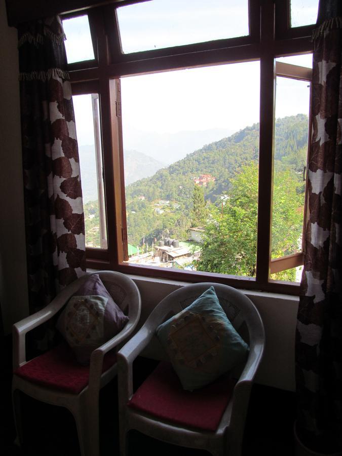 Hotel View Point Pelling Exterior photo