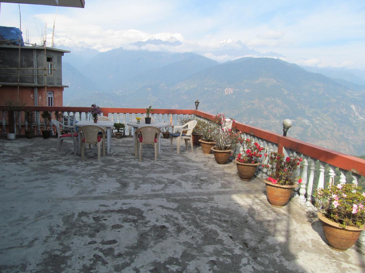 Hotel View Point Pelling Exterior photo