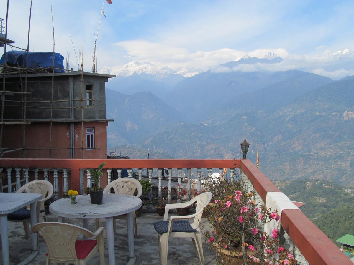 Hotel View Point Pelling Exterior photo